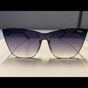 Quay Sunglasses in Black/Fade